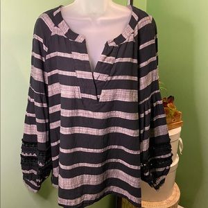 Who What Wear Black and gray stripes XXL
